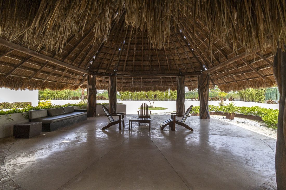 Second bedroom at Avalon del Sol with comfortable bedding
